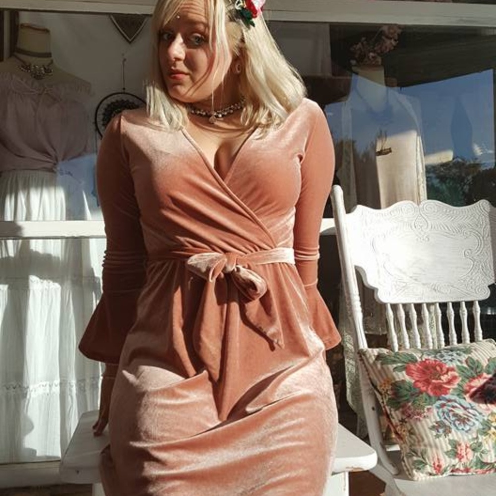 H&M Divided Velvet Dusty Rose Wrap Dress